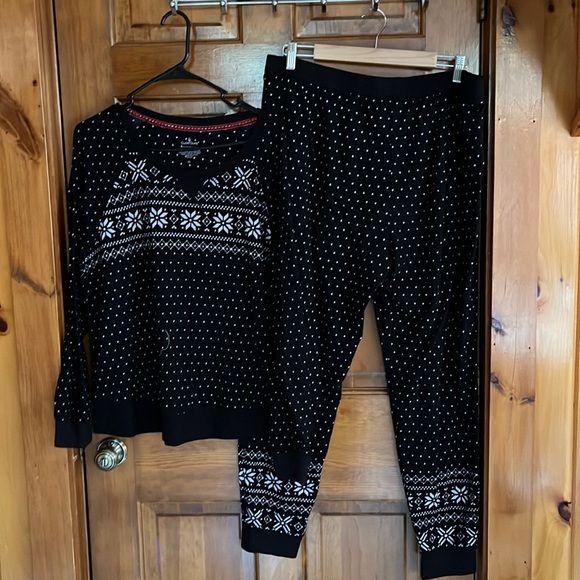 Cuddl Duds Intimates & Sleepwear Cuddl Duds 2 Piece Pajama Setsize